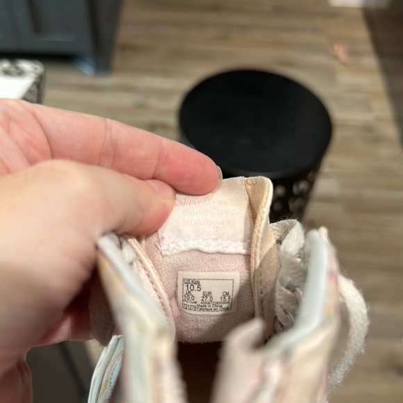 Light pink glitter hightop unicorn vans - Picture 7 of 7